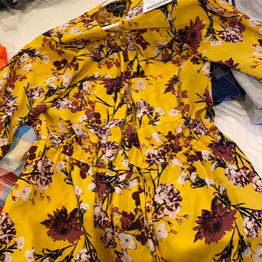 Women’s shirt